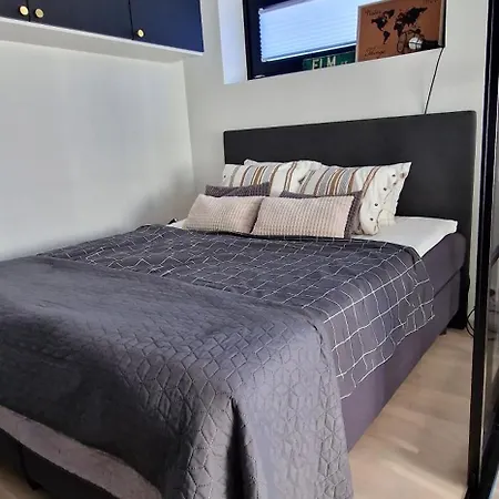 Modern Apartment Near Tampereen Messukeskus, With Own Private And Free Parking Exterior photo