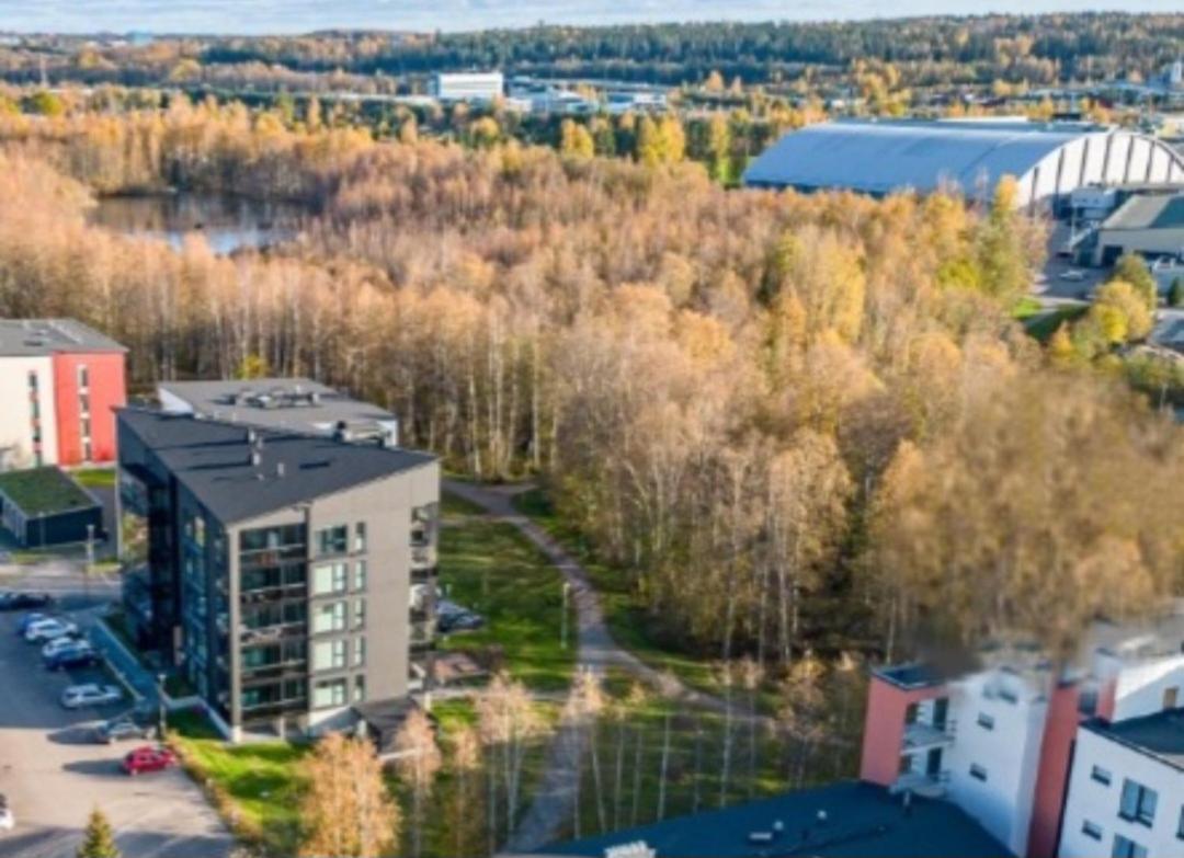Apartment Modern Near Tampereen Messukeskus, With Own Private And Free Parking